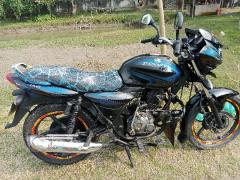 BAJAJ DISCOVER 150